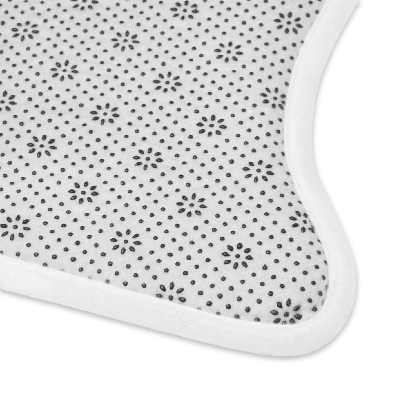 Black Kitten in Garden Feeding Mat