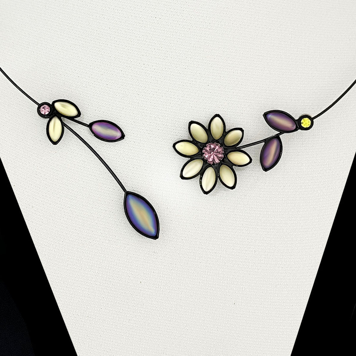 Daisy Necklaces