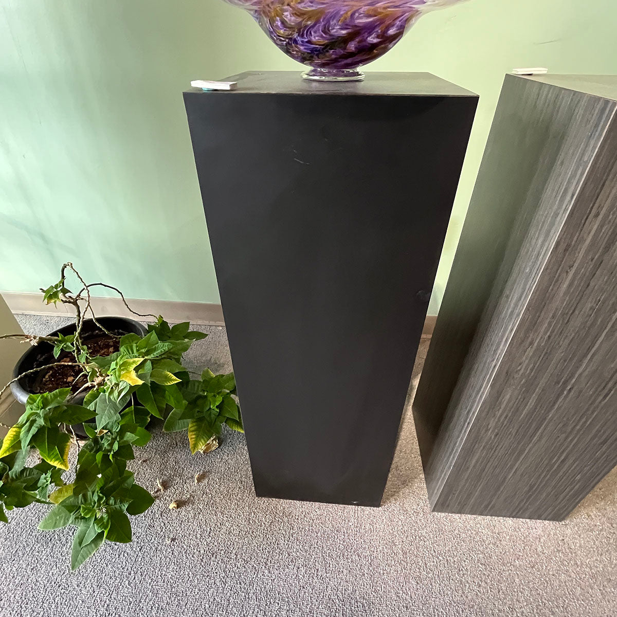 Medium Pedestals