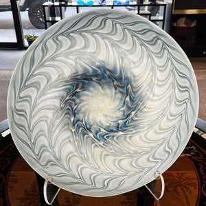 Wavy Bowl in Blue/White